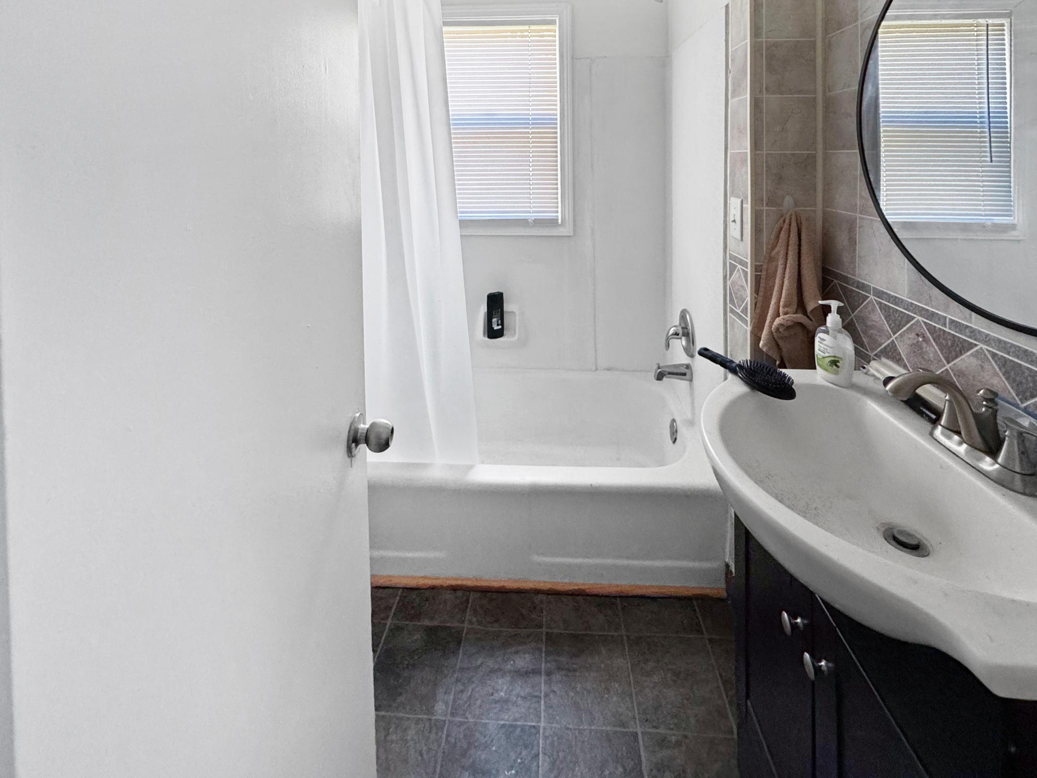 424 4th Street S