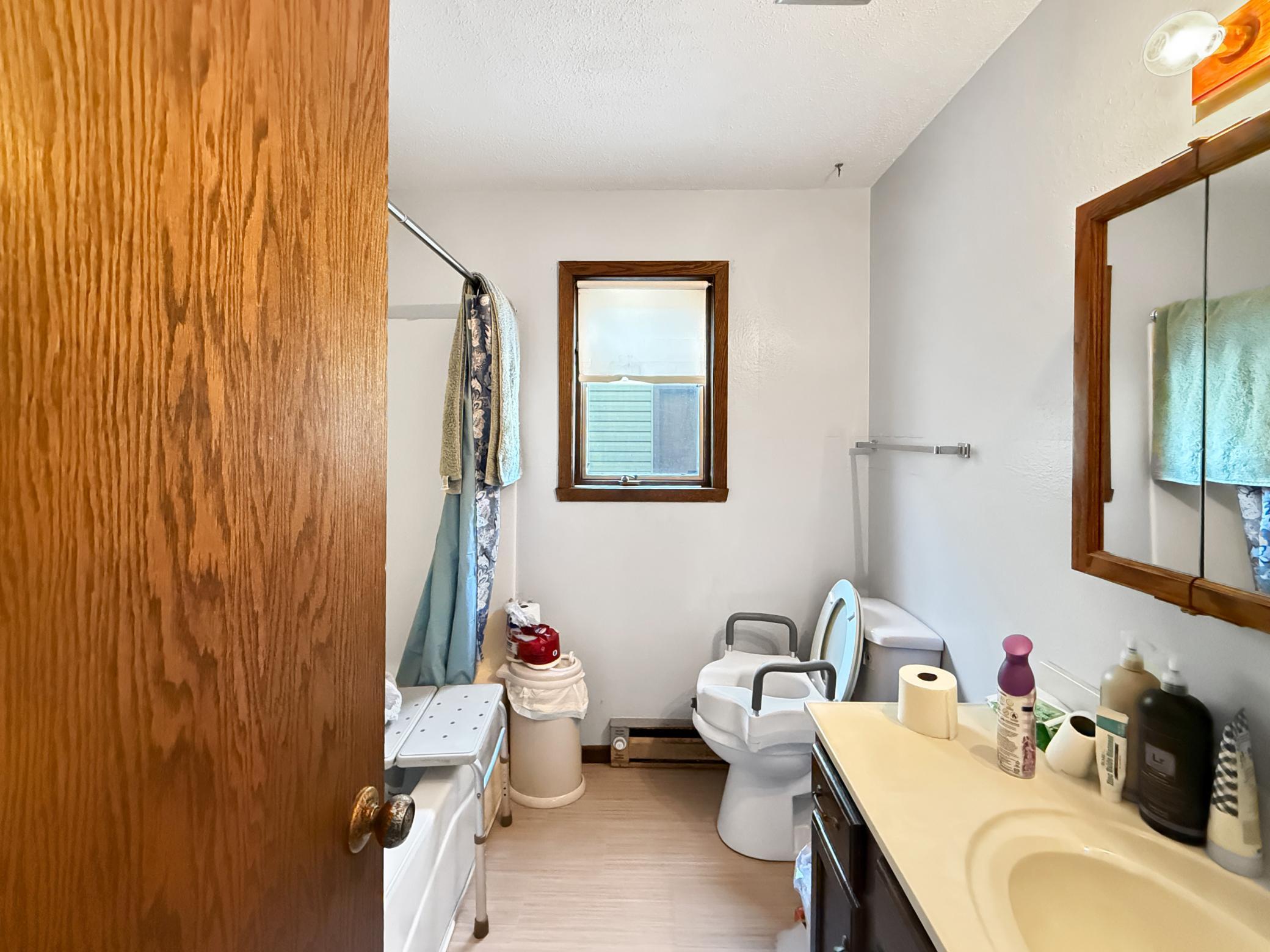 2402 18th Street S Unit: 3