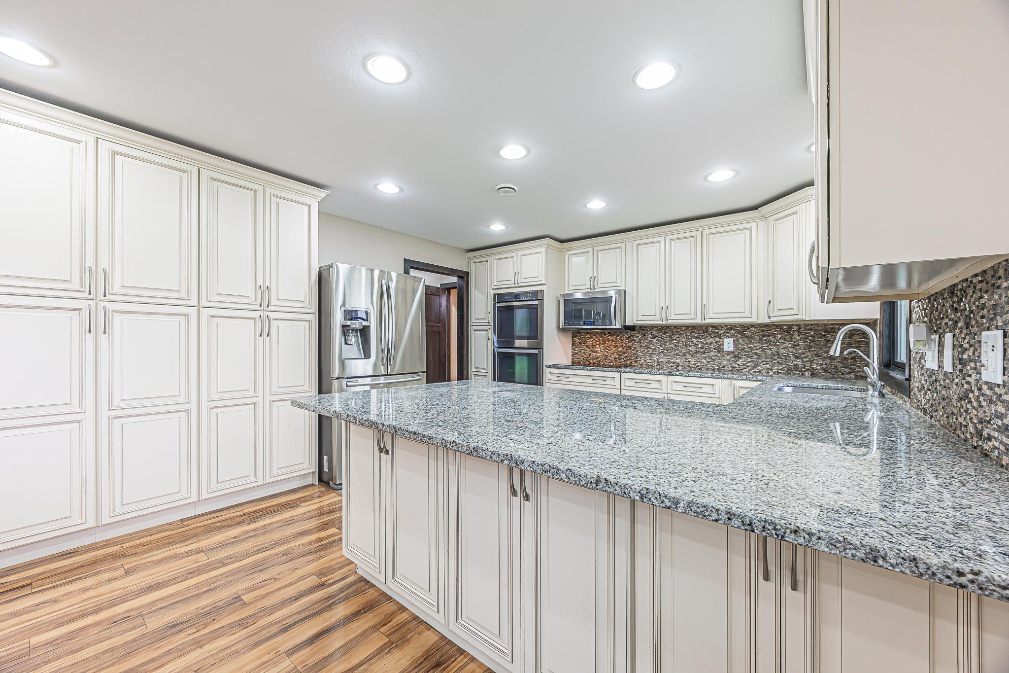 322 4th Ave SE