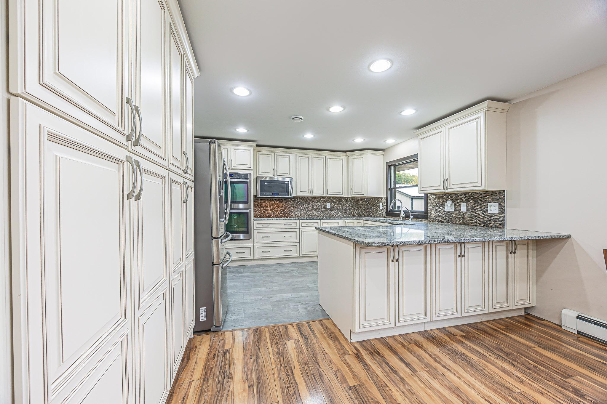 322 4th Ave SE