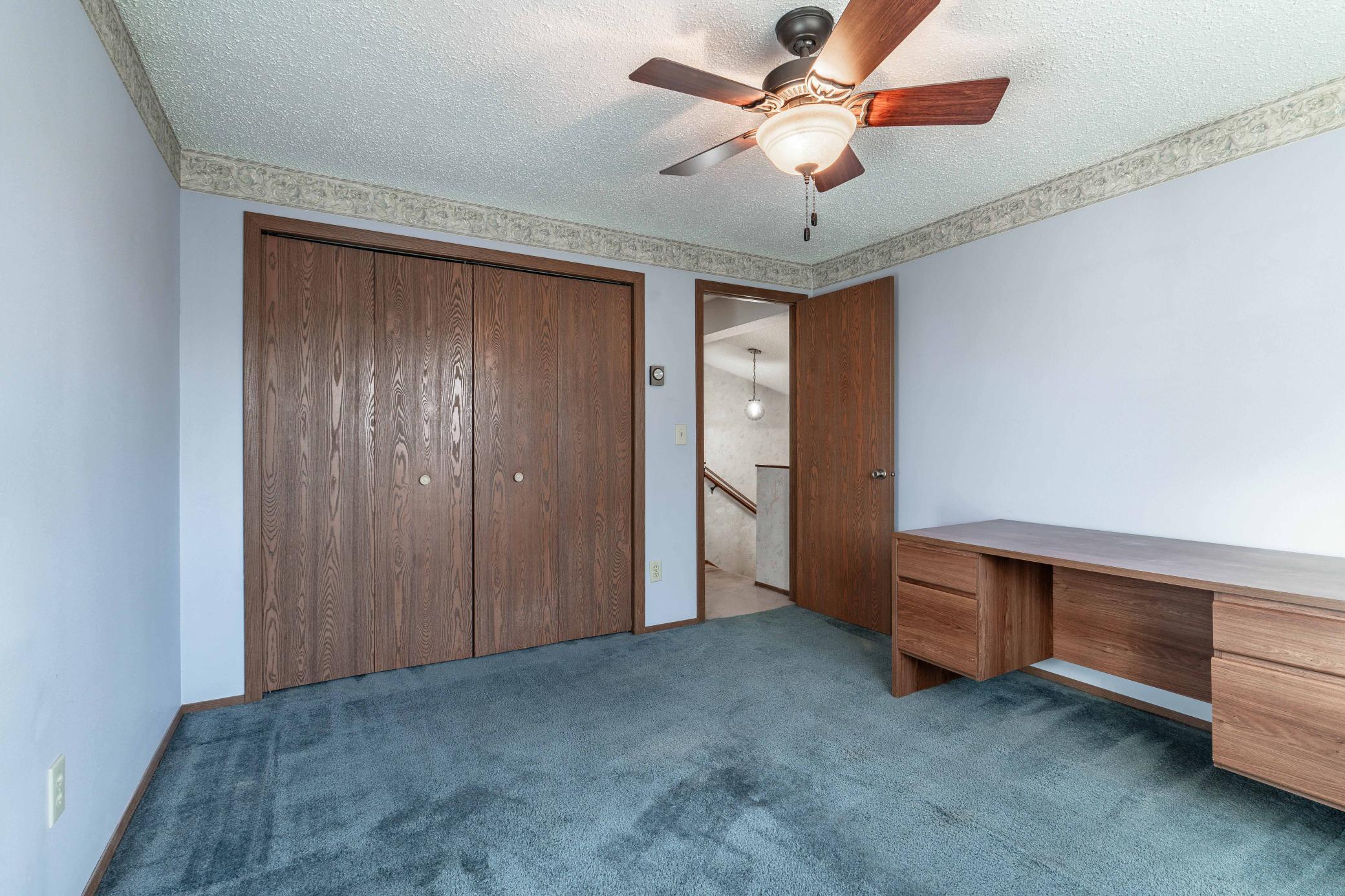 2001 26 1/2 Court S