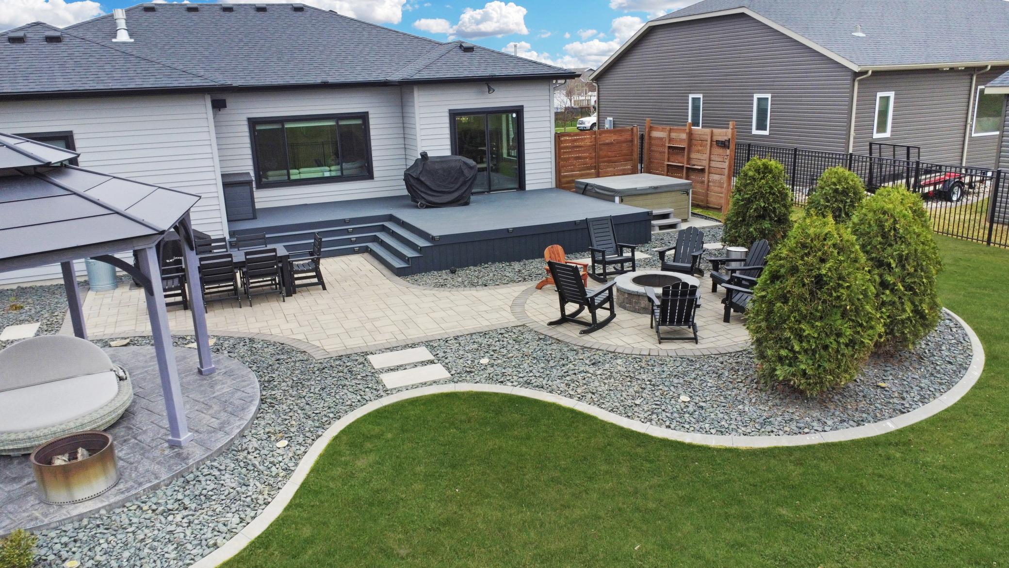 2276 14th Street W