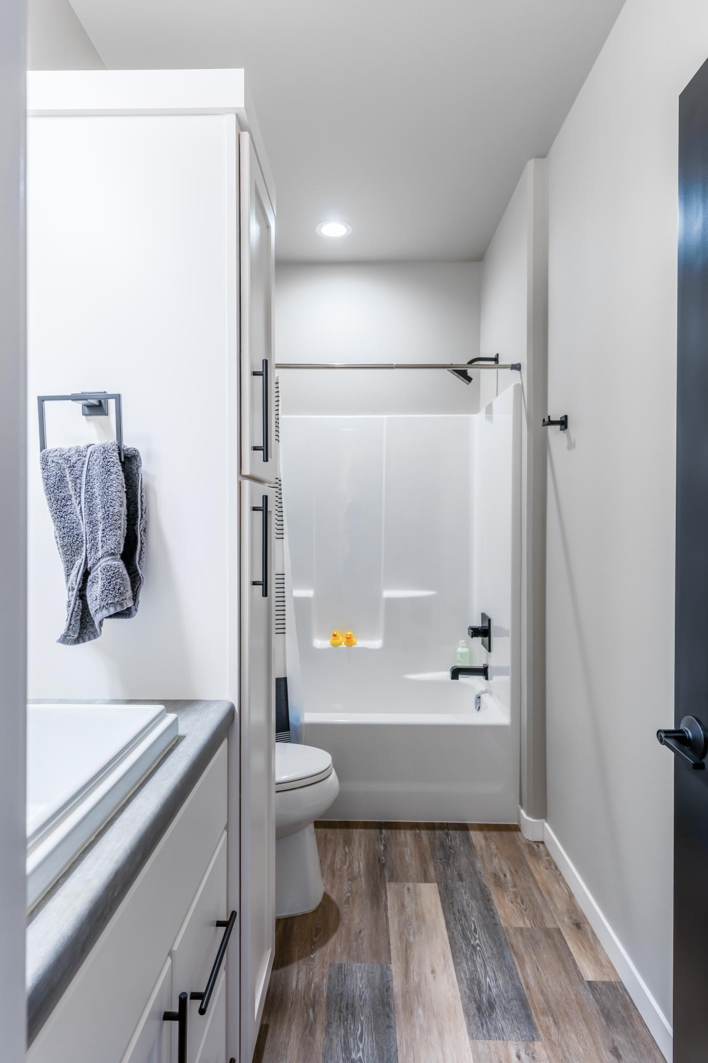 2276 14th Street W