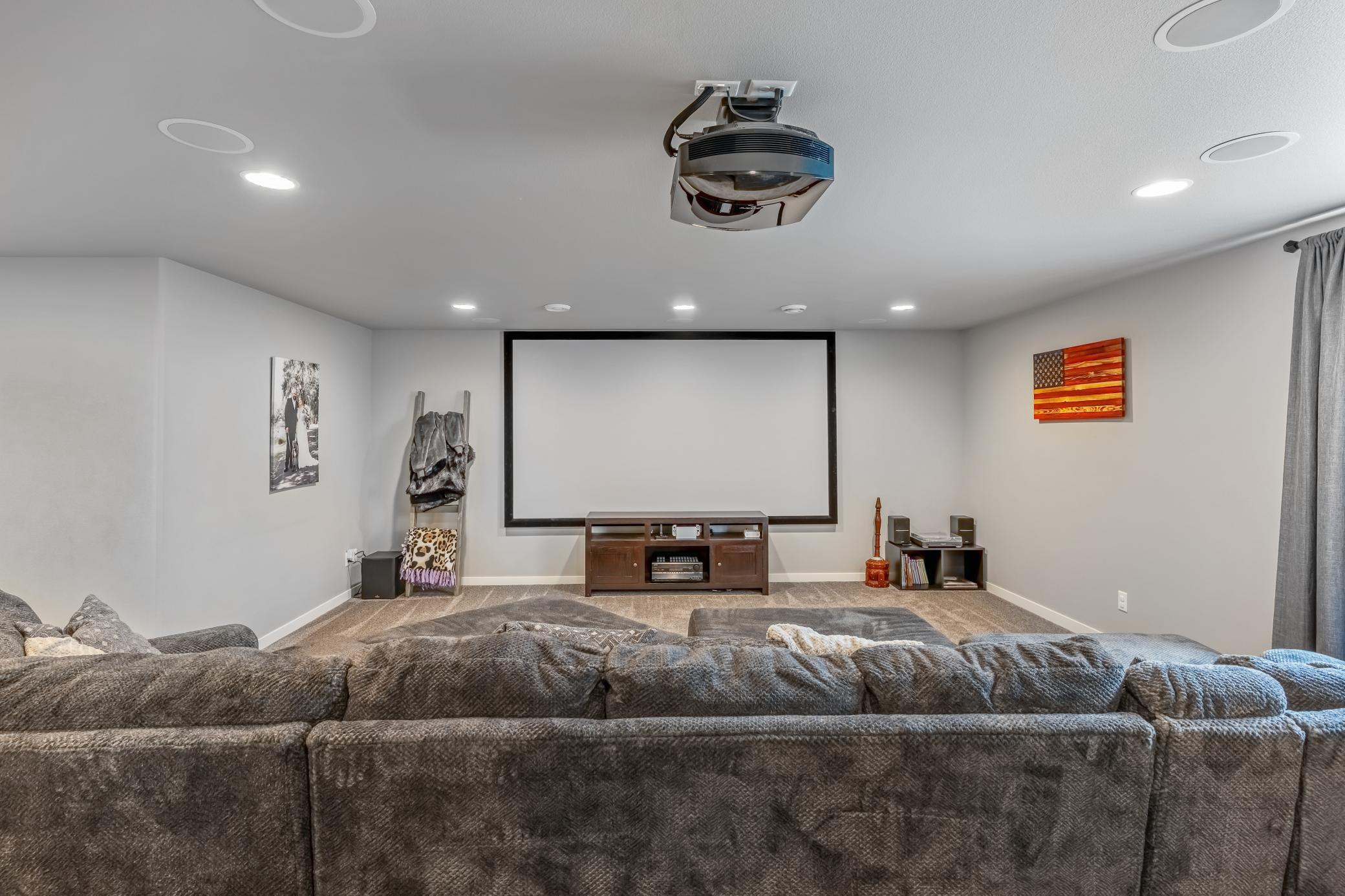 2276 14th Street W