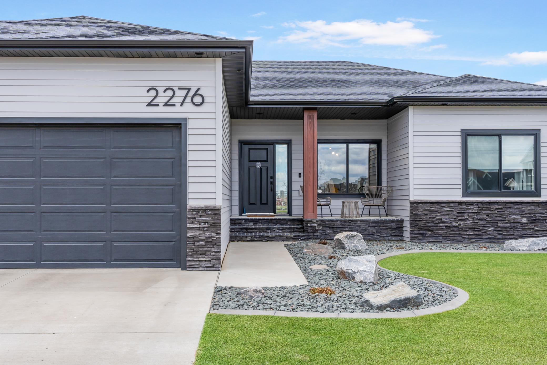 2276 14th Street W