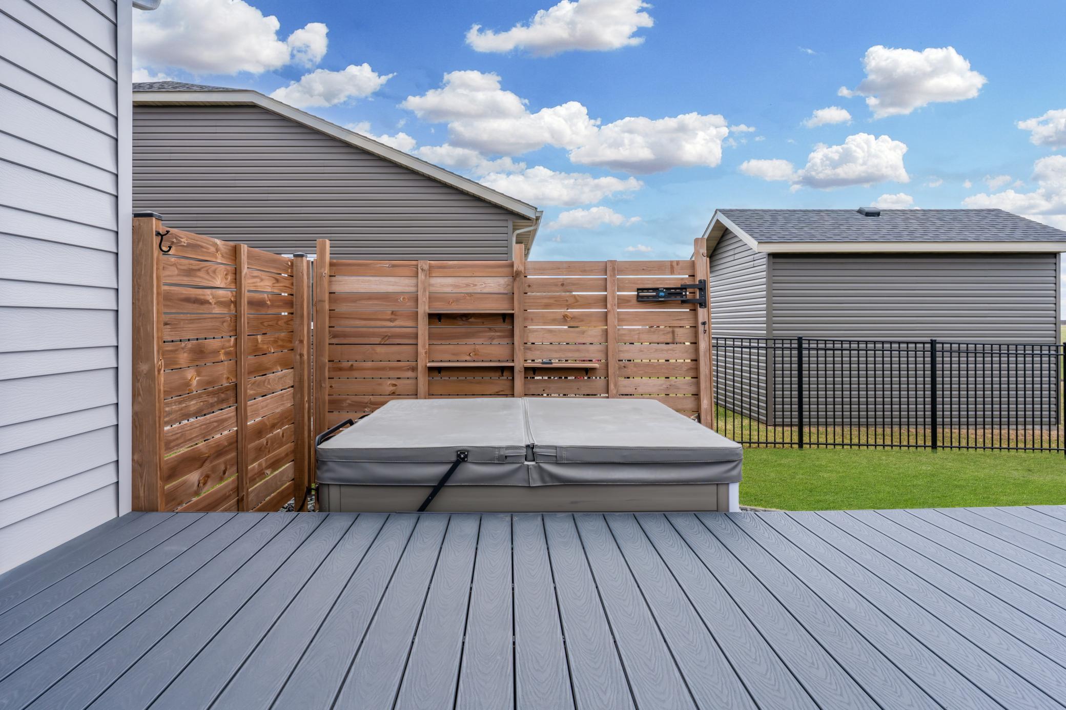 2276 14th Street W
