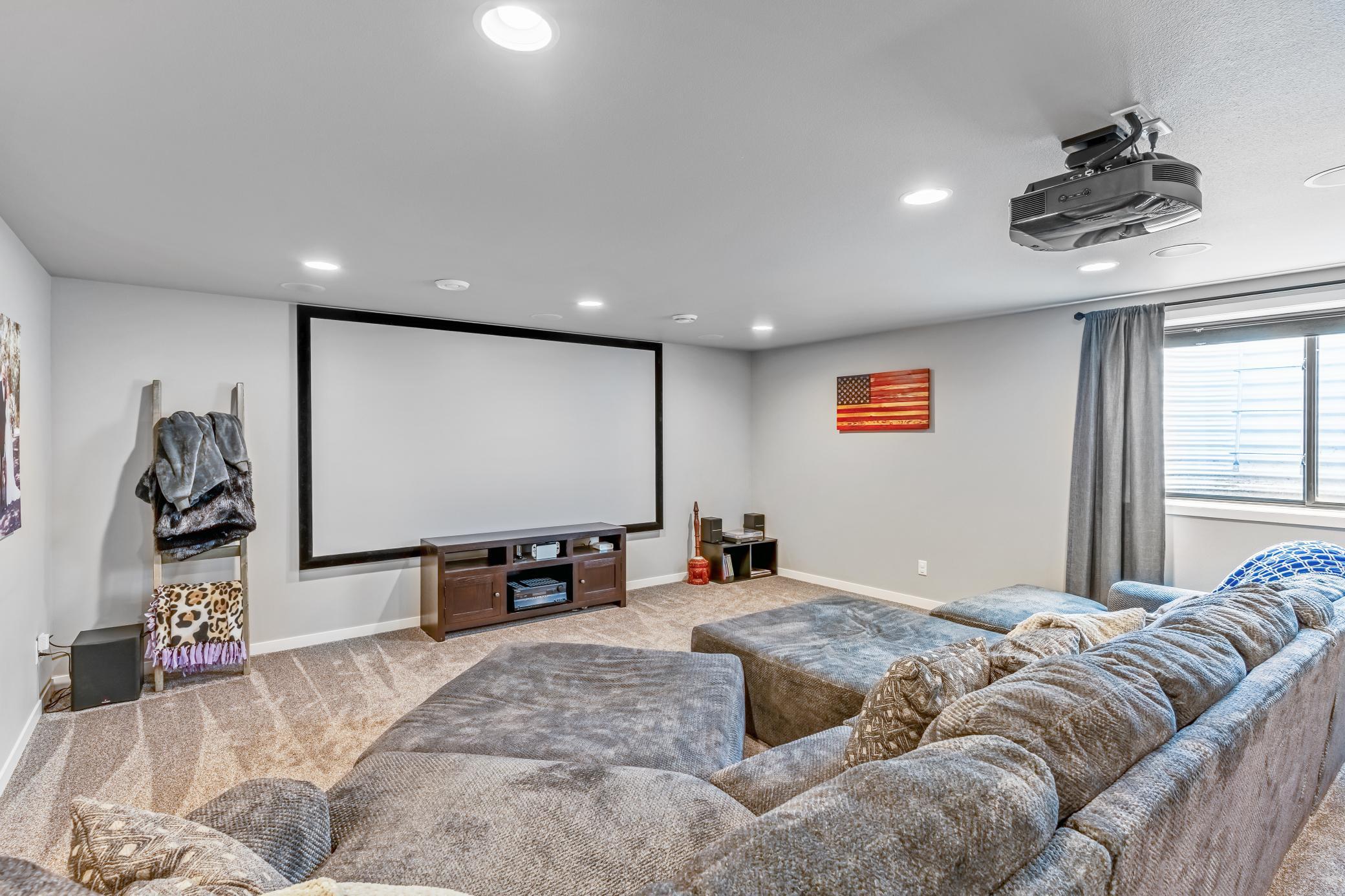 2276 14th Street W