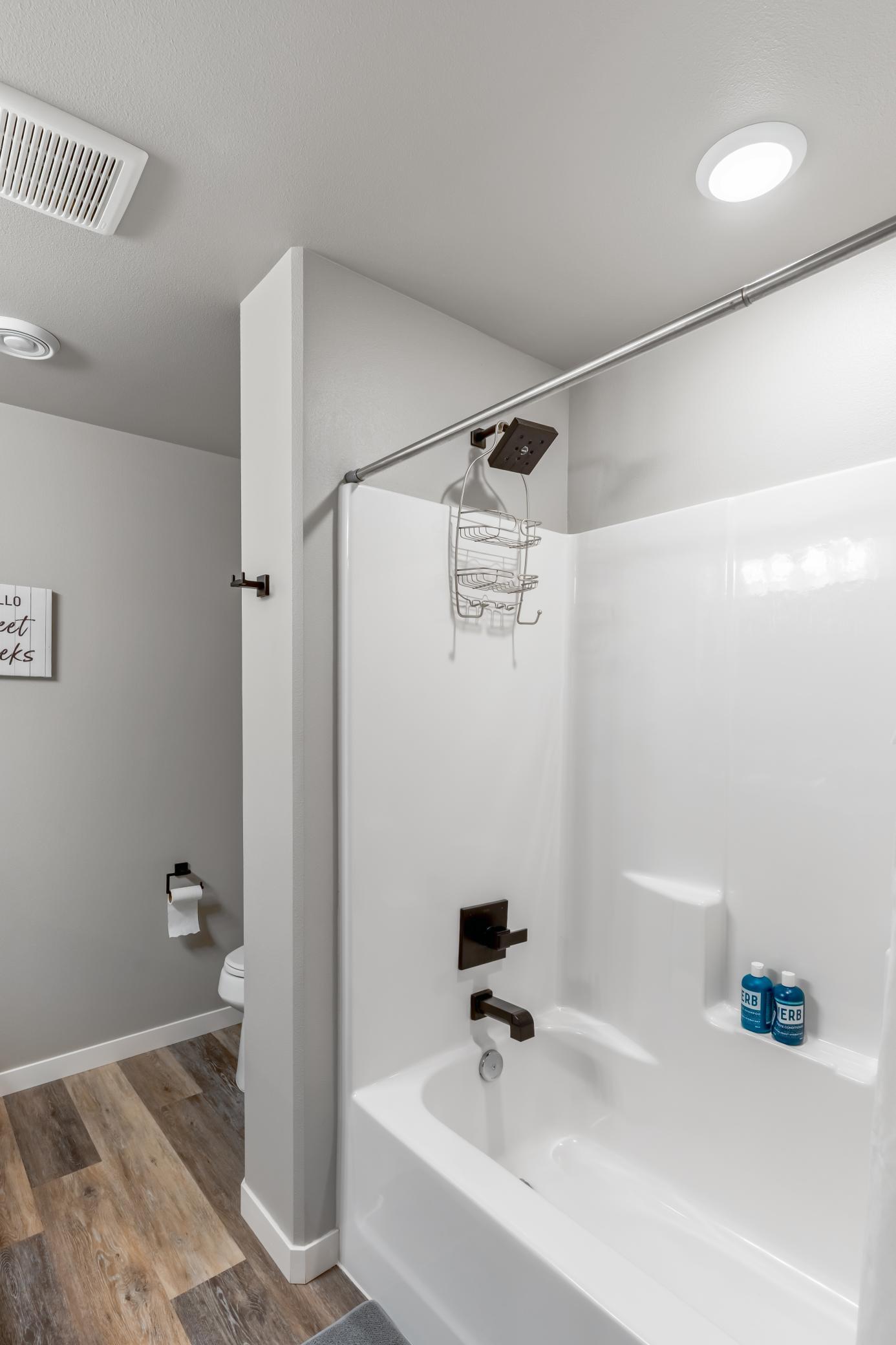 2276 14th Street W