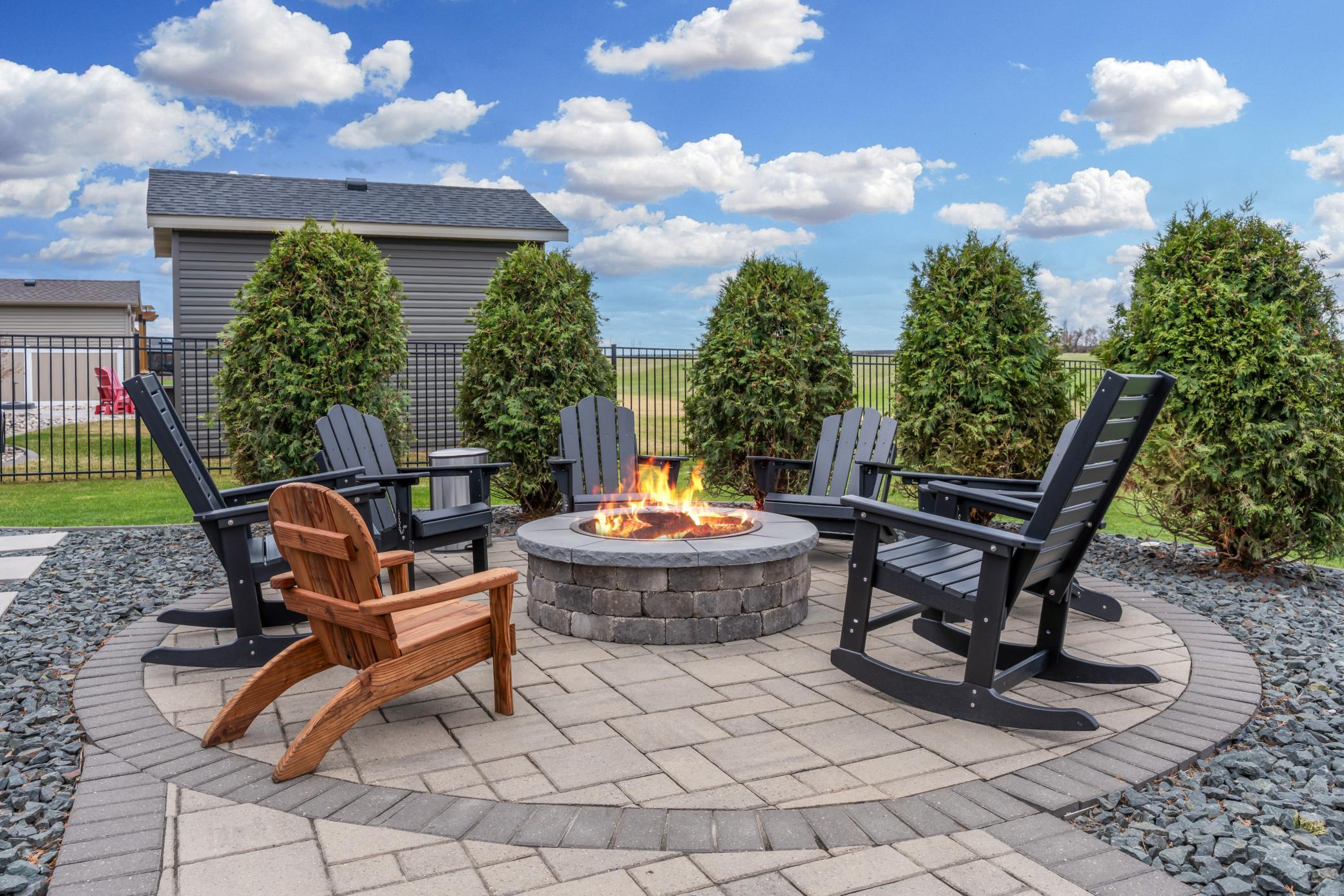 2276 14th Street W