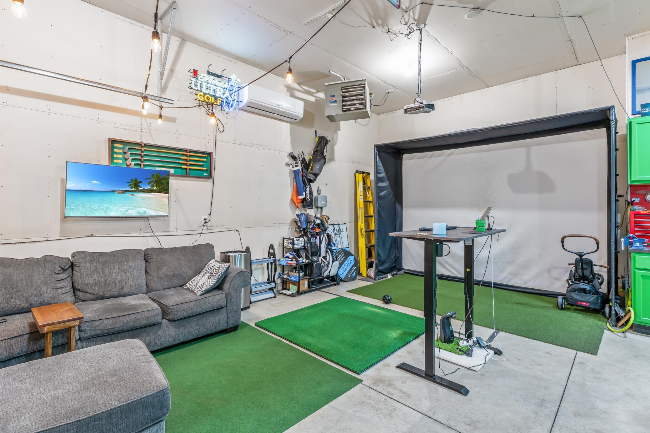 2276 14th Street W