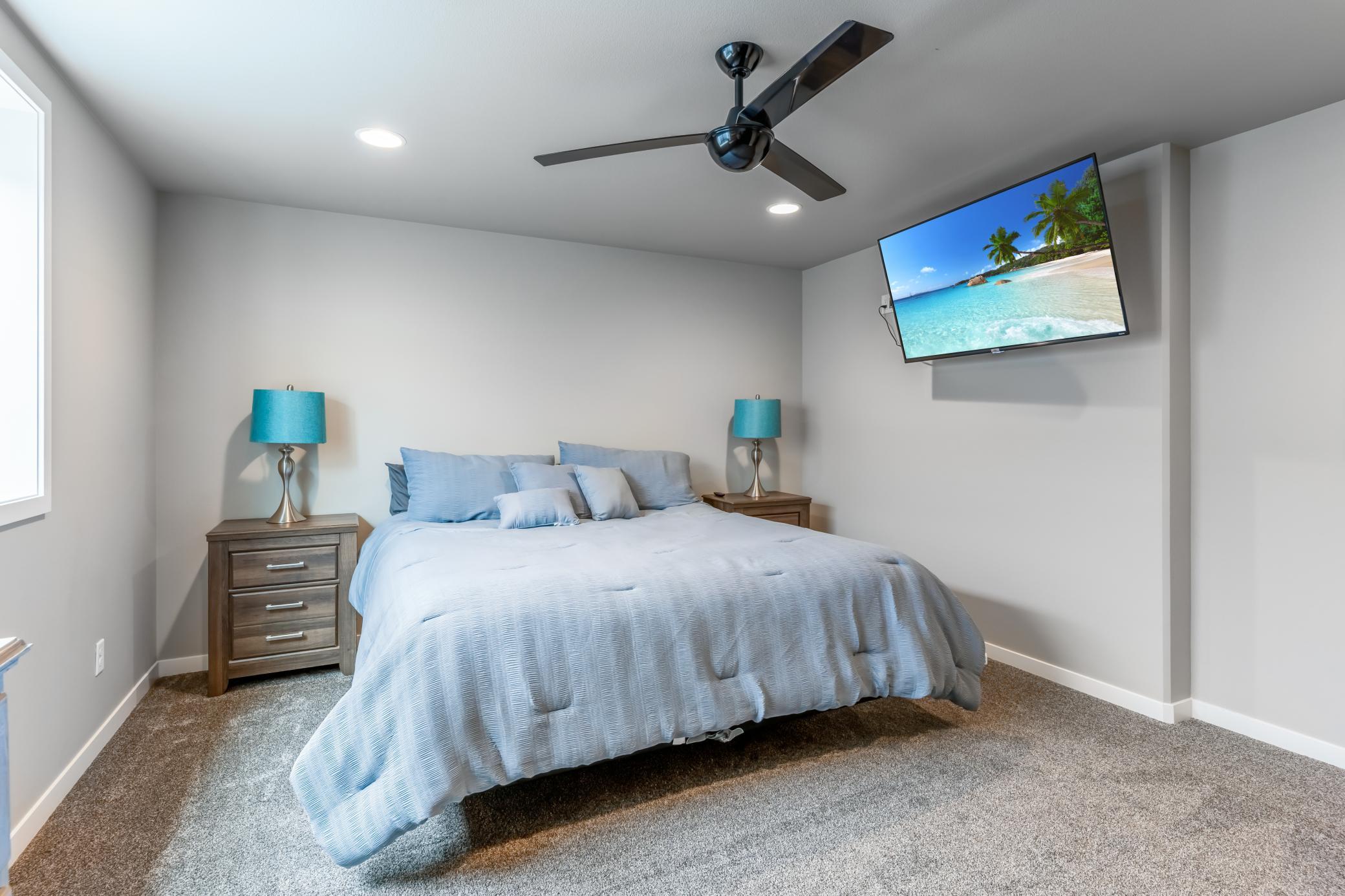 2276 14th Street W