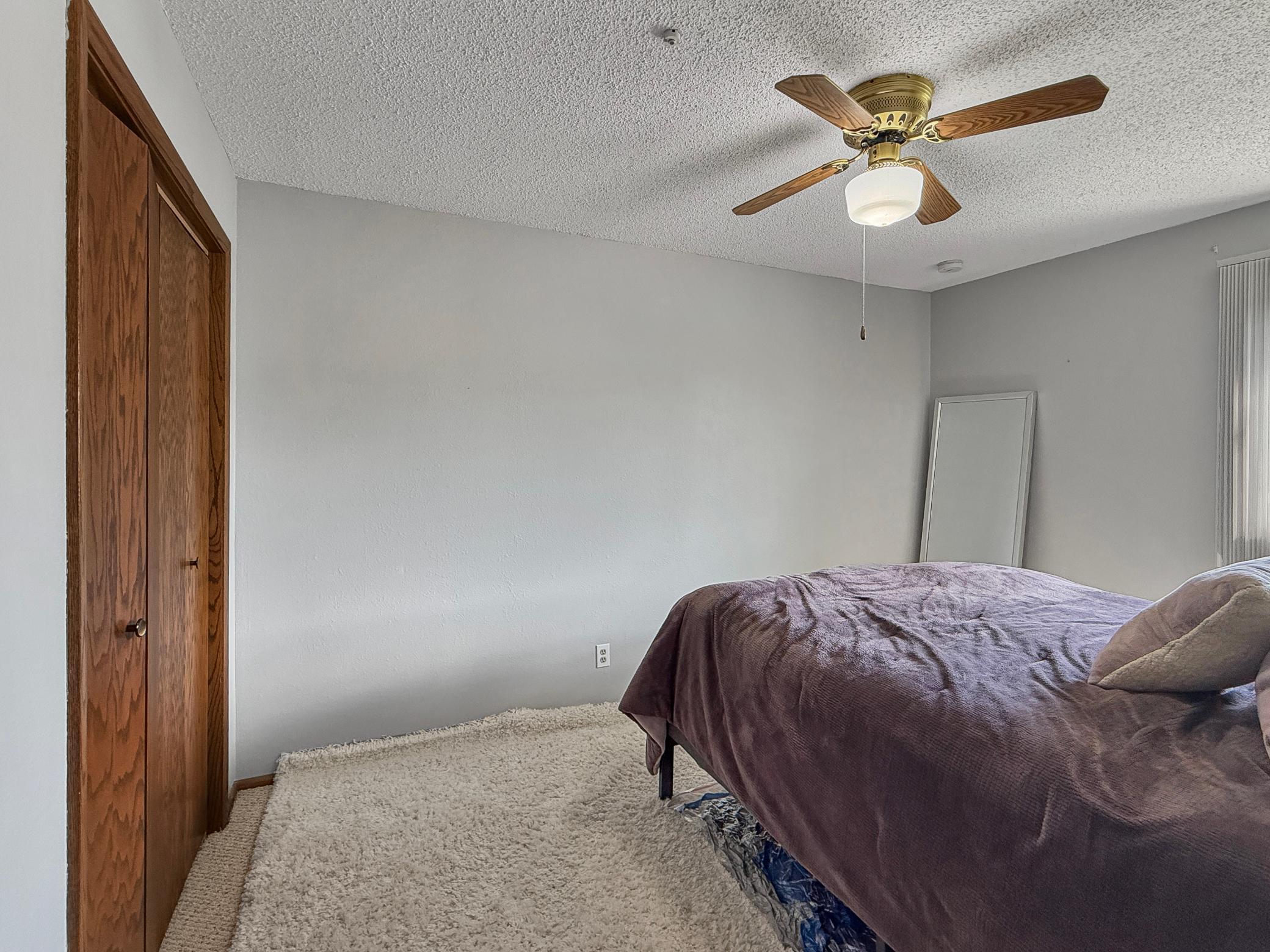 1225 7th Street S Unit: 4