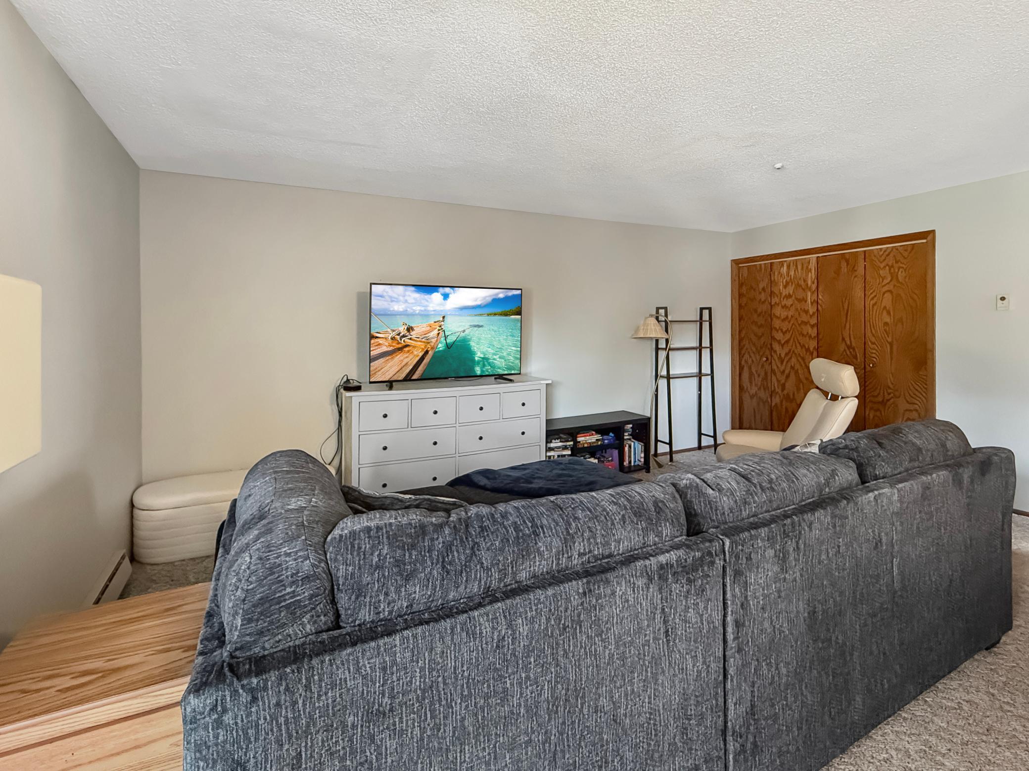 1225 7th Street S Unit: 4