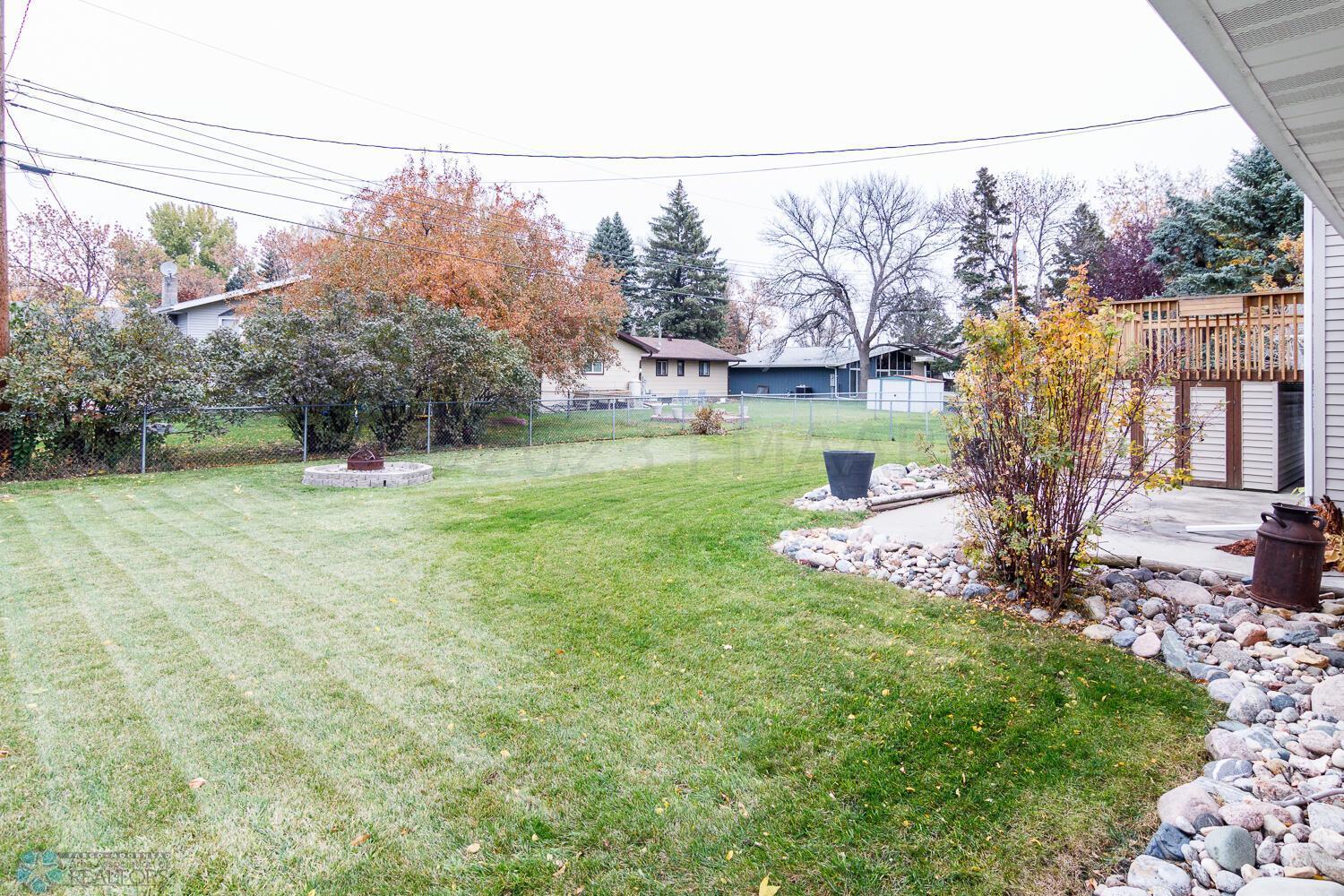 662 BEECH Lane