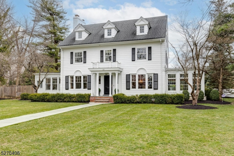 222 Sylvania Pl