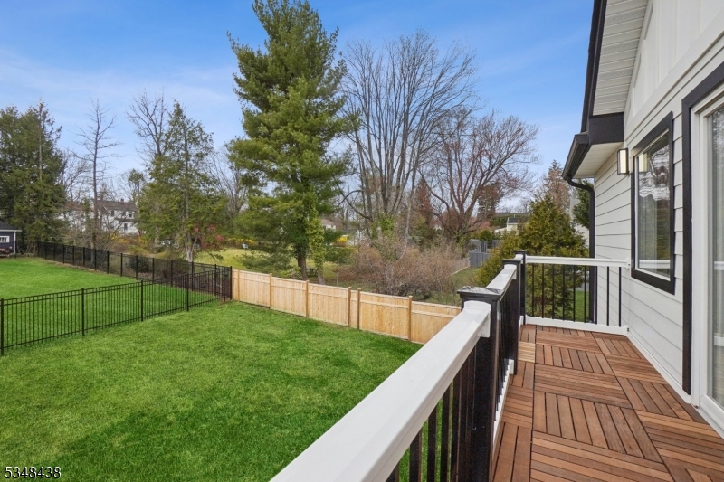 976 Cherokee Ct