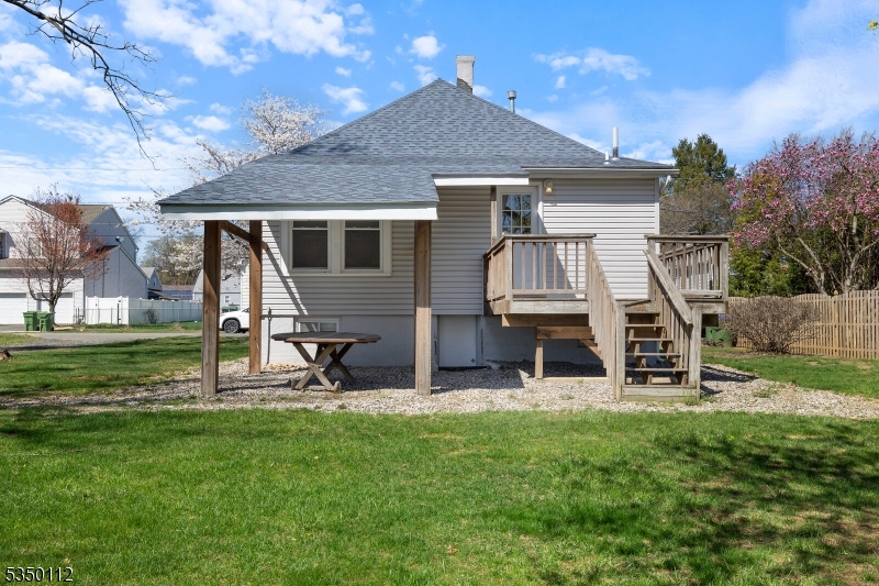 230 Sylvan Dell Ave