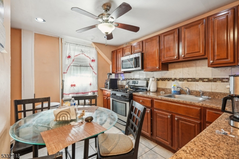 15 Eppirt St