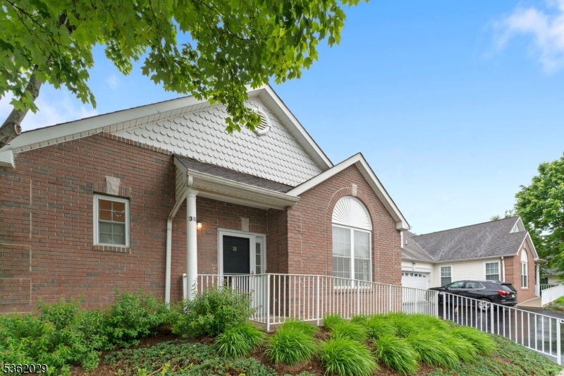 36 Joseph Dr
