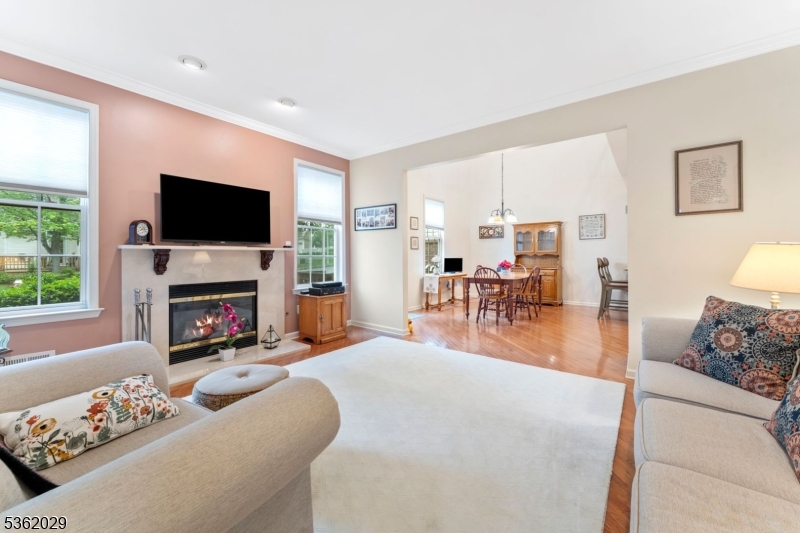 36 Joseph Dr