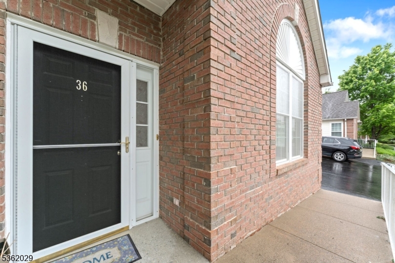 36 Joseph Dr