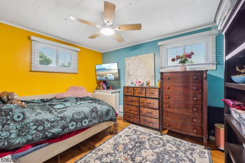 63 Hillsdale Rd