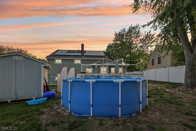 63 Hillsdale Rd