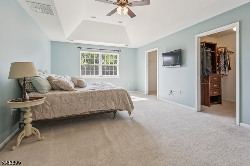4 Emily Rd