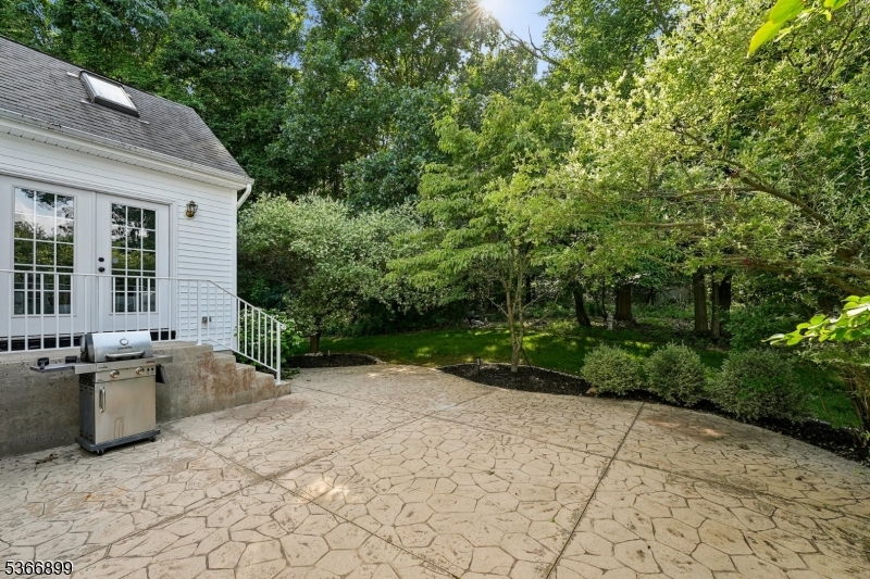 4 Emily Rd