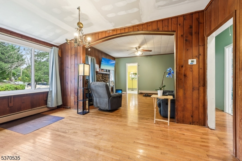 101 Seminole Ave