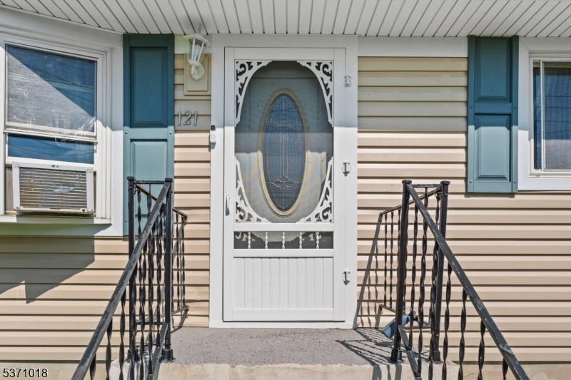 121 Brooklyn Stanhope Rd