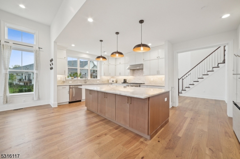 2 Concord Ct