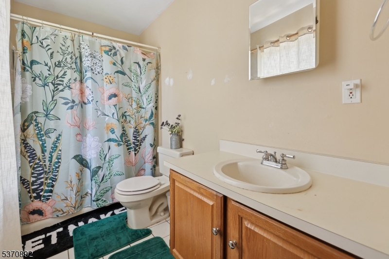 101 Pergola Ave