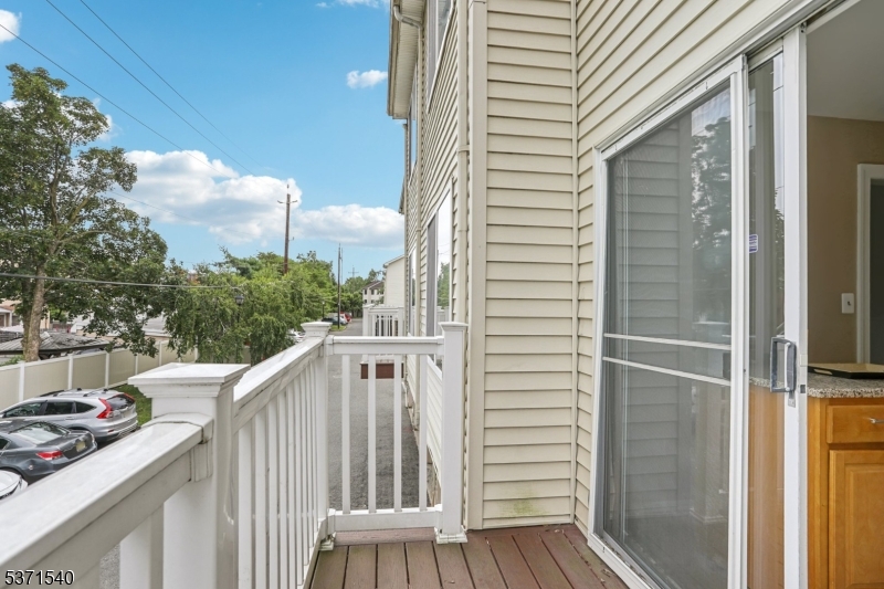 306 Holly Dr