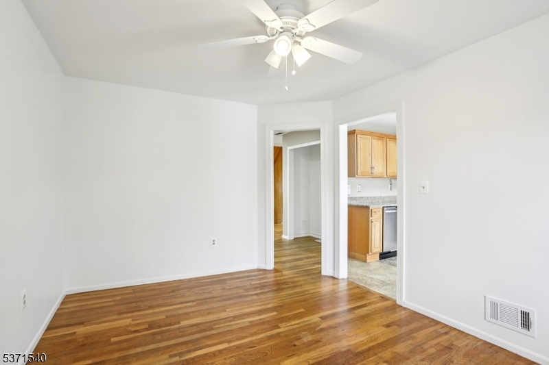 306 Holly Dr