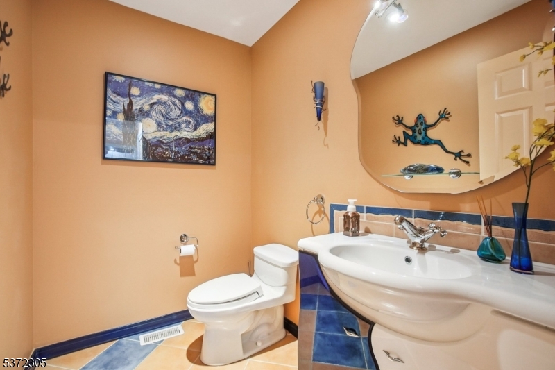 764 Vanessa Ln
