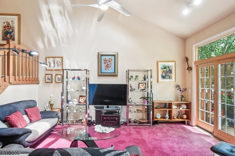 764 Vanessa Ln