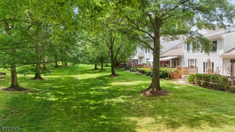764 Vanessa Ln