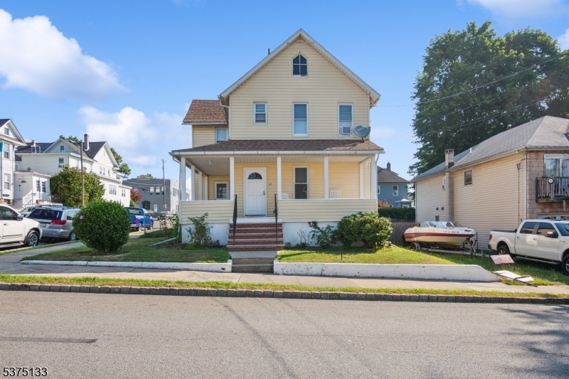 51 King St