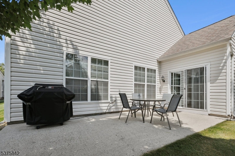 380 Windfall Ln