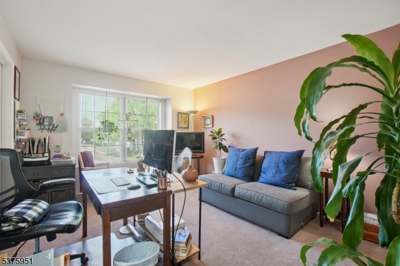 139 Skipton Pl