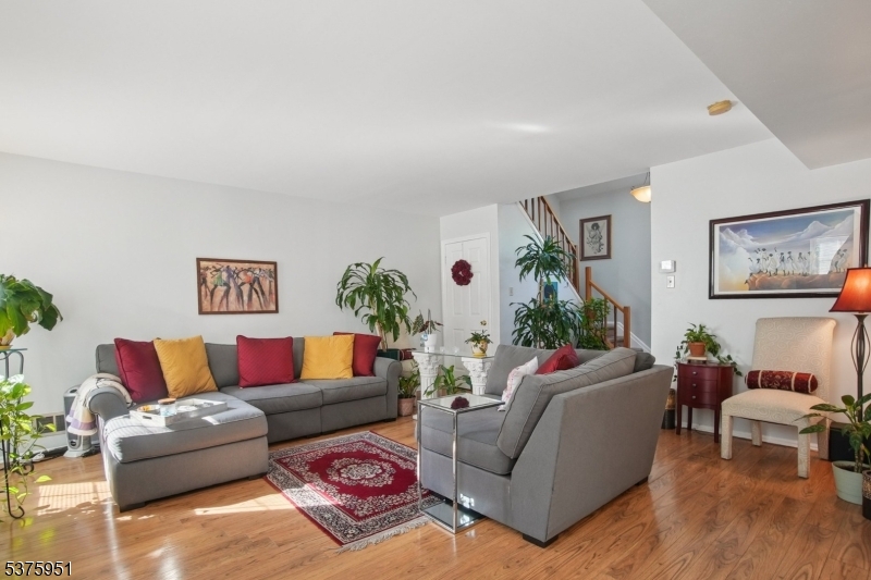139 Skipton Pl