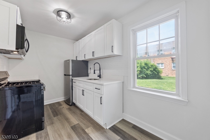 495 Main St, E1 E1