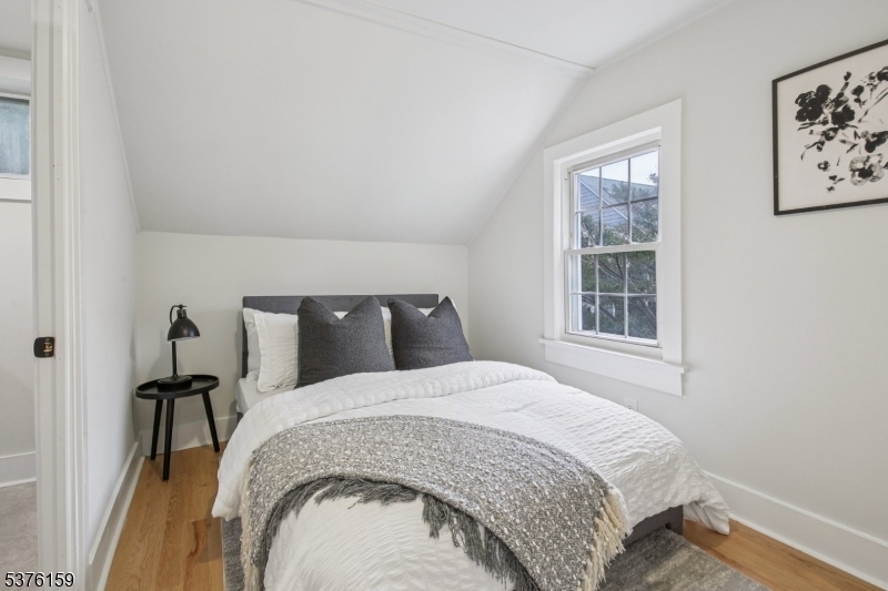 26 Morris Pl
