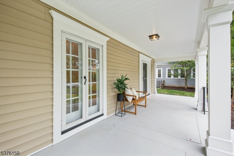 26 Morris Pl