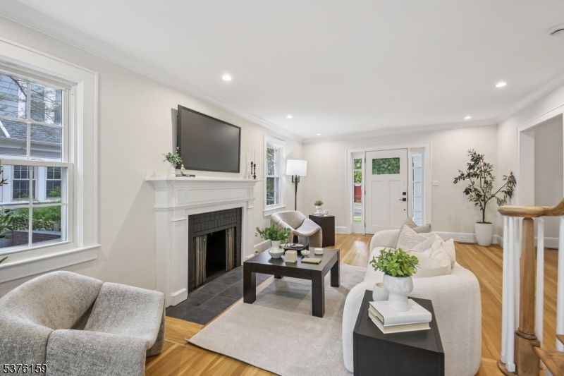 26 Morris Pl