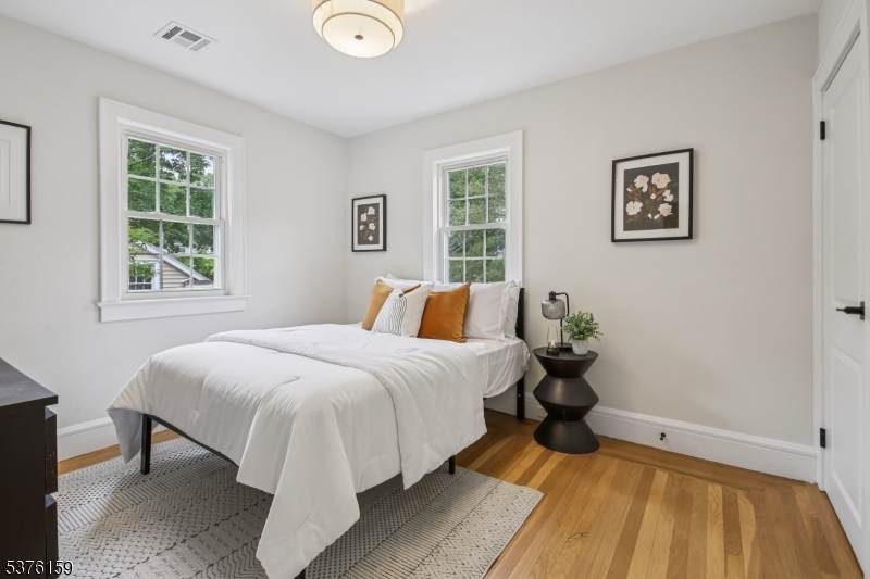 26 Morris Pl