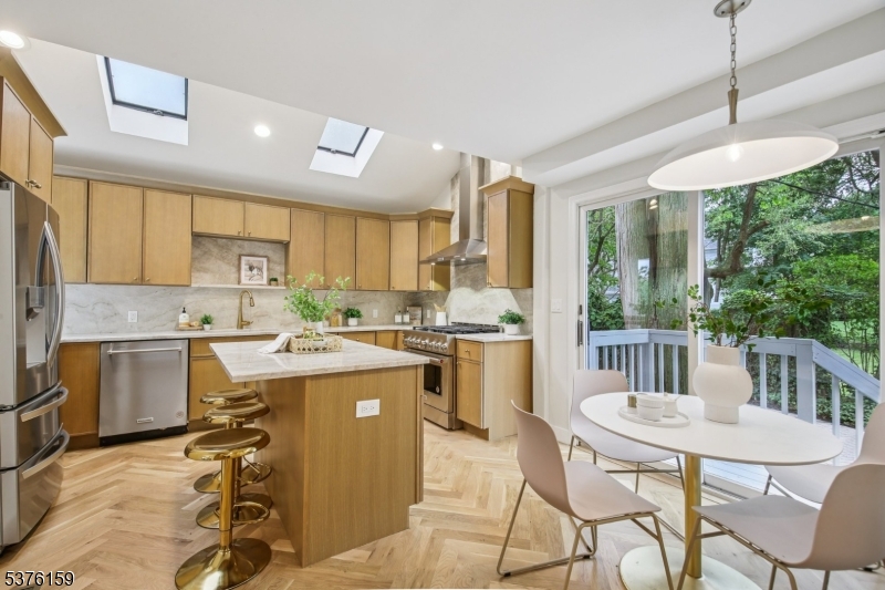 26 Morris Pl