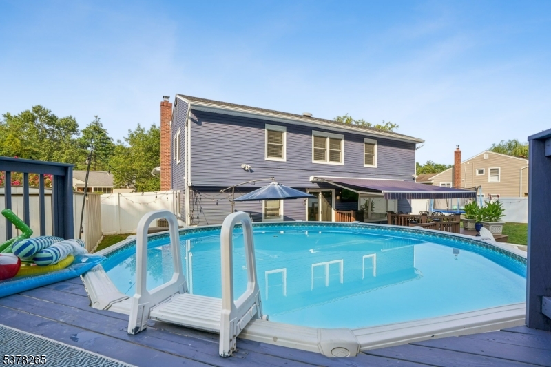 108 Briar Hills Cir