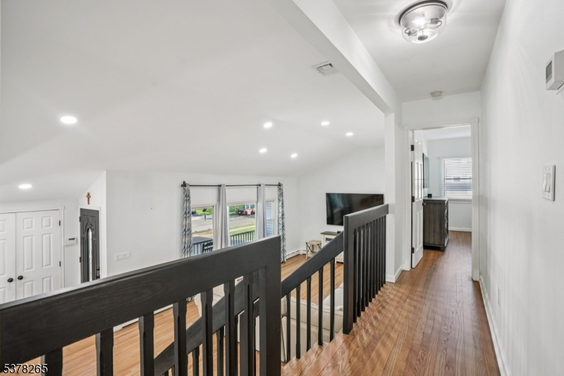 108 Briar Hills Cir